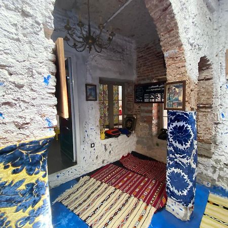 Hostal Valencia - Private Room With Bathroom Šafšawán Exteriér fotografie